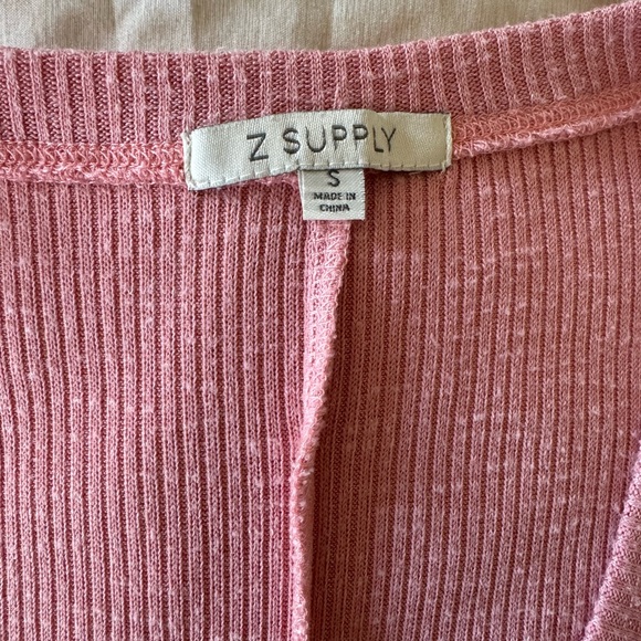 Two Z Supply tanks pink & ivory - Picture 6 of 10
